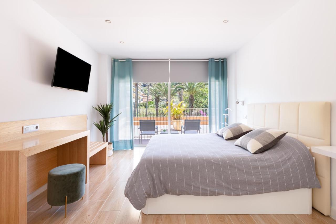 Palmeras Playa Studio: Pools, Beach, Sun & Shore Puerto de la Cruz  Exterior photo