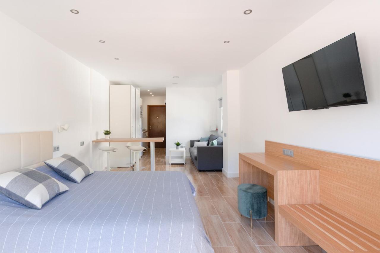Palmeras Playa Studio: Pools, Beach, Sun & Shore Puerto de la Cruz  Exterior photo
